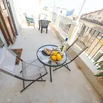 Vicolo A Mare Apartment *