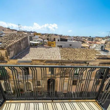 アパート Vicolo A Mare シラクーサ